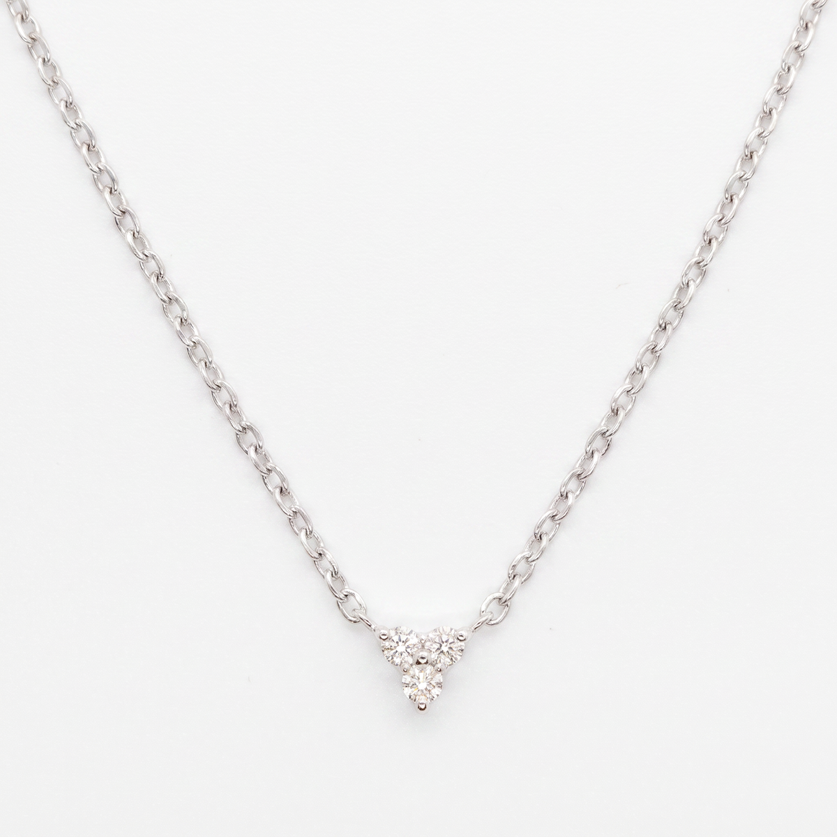 Trefoil Necklace